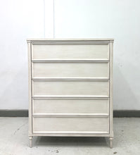 Load image into Gallery viewer, Boylan 5 Drawer Chest
