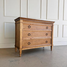 Load image into Gallery viewer, Camelot 3 Drawer Chest