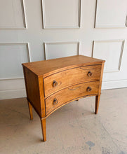 Load image into Gallery viewer, Burlington Chest