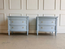 Load image into Gallery viewer, Camelot Nightstand