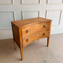 Load image into Gallery viewer, Burlington Chest