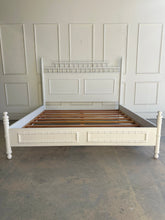 Load image into Gallery viewer, Canton Bed