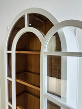 Load image into Gallery viewer, Vannes Display Cabinet with LED Lights