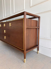 Load image into Gallery viewer, Remi Server