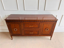 Load image into Gallery viewer, Bailey Buffet