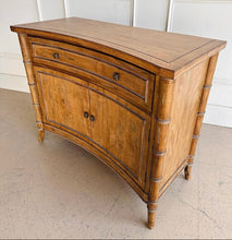 Load image into Gallery viewer, Ashton Chest