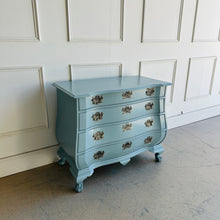 Load image into Gallery viewer, Sutton Bombe 4 Drawer Commode