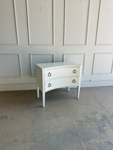 Load image into Gallery viewer, Burlington Chest