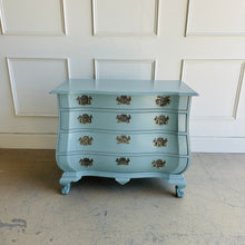 Load image into Gallery viewer, Sutton Bombe 4 Drawer Commode