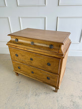 Load image into Gallery viewer, Valencia Nightstand