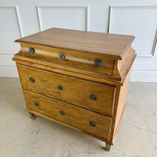 Load image into Gallery viewer, Valencia Nightstand