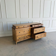 Load image into Gallery viewer, Valencia Dresser