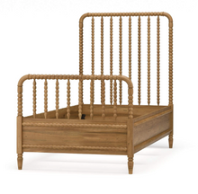 Load image into Gallery viewer, Cholet Spindle Bed