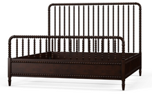 Load image into Gallery viewer, Cholet Spindle Bed