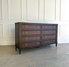 Load image into Gallery viewer, Avalaire 8 Drawer Dresser
