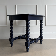 Load image into Gallery viewer, Wellmington End Table