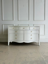 Load image into Gallery viewer, Dixie 7 Drawer Dresser in White Dove
