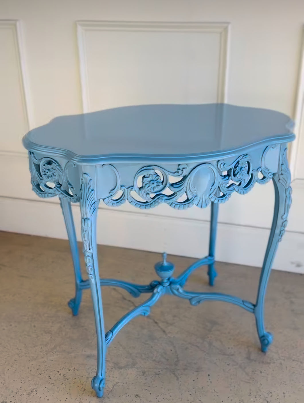 Antique Spider Leg Side Table in Leisure Blue