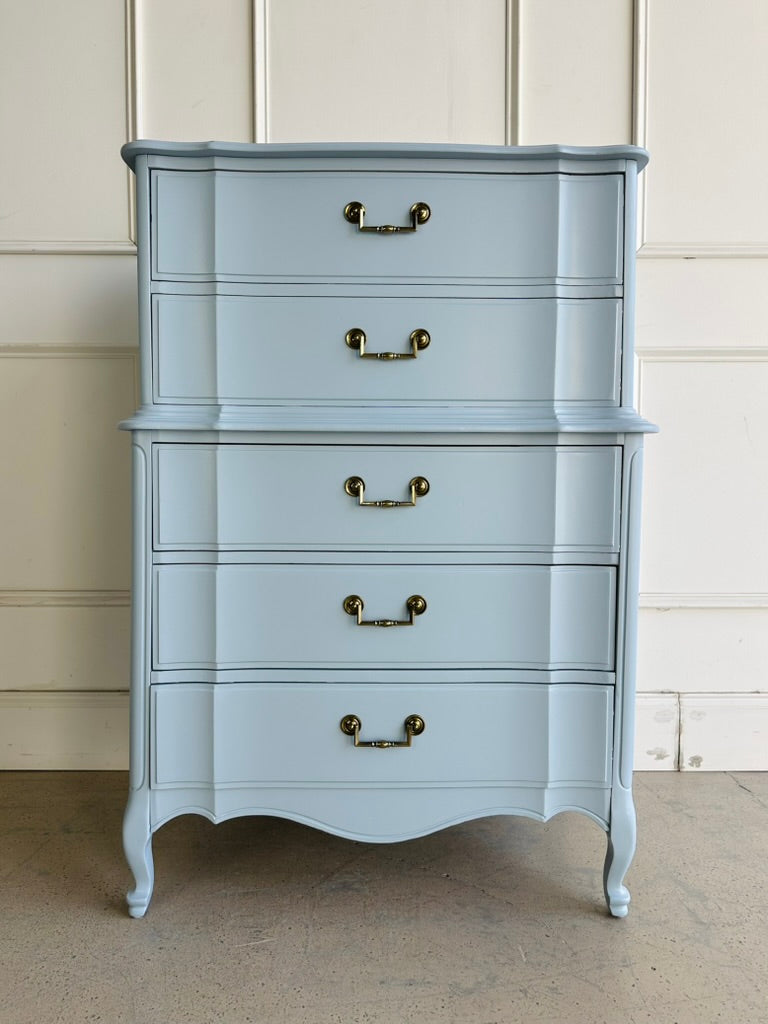 Vintage Dixie 5 Drawer French Chest