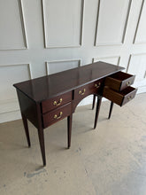 Load image into Gallery viewer, Traditional 5 Drawer Sideboard
