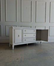 Load image into Gallery viewer, MCM Credenza by Bassett Furniture in Pale Oak
