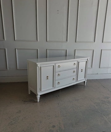MCM Credenza by Bassett Furniture in Pale Oak