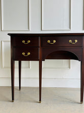 Load image into Gallery viewer, Traditional 5 Drawer Sideboard
