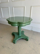 Load image into Gallery viewer, Cloverleaf Pedestal Side Table
