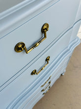 Load image into Gallery viewer, Vintage Dixie 5 Drawer French Chest

