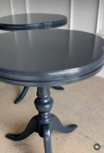 Load image into Gallery viewer, Cloverleaf Side Tables in Cracked Pepper
