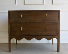 Load image into Gallery viewer, Bramble Chloe Single Vanity, a stunning blend of classic craftsmanship &amp; timeless elegance. Featuring a beautiful scalloped bottom, solid mahogany construction, and one spacious functioning drawer, this piece is both chic &amp; practical. Good Bones Furniture
