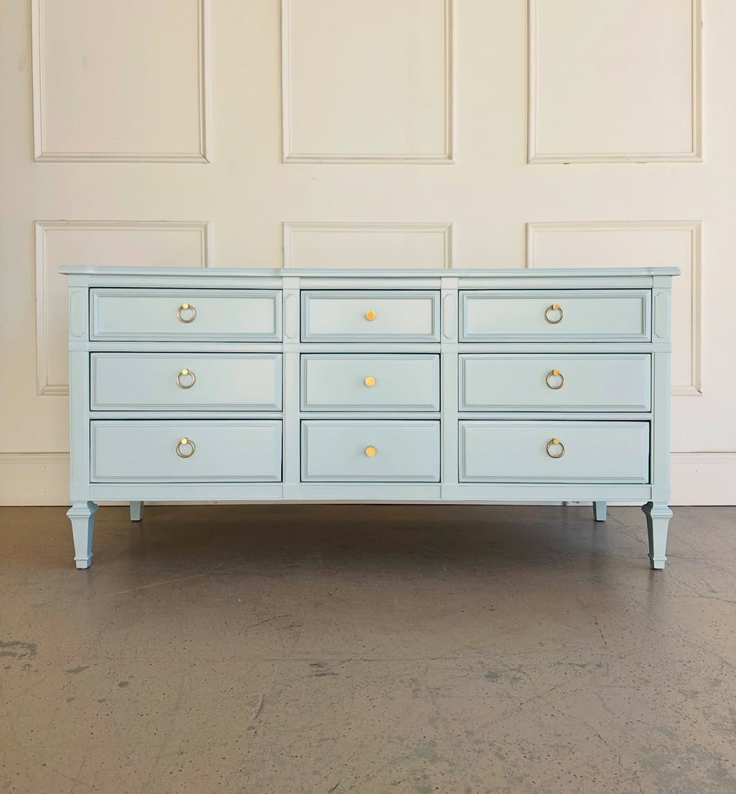 Vintage 9 Drawer Mid Century Dresser in Parma Gray