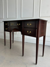 Load image into Gallery viewer, Traditional 5 Drawer Sideboard
