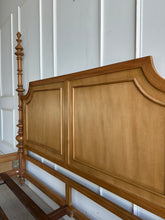 Load image into Gallery viewer, Savannah Bed King
