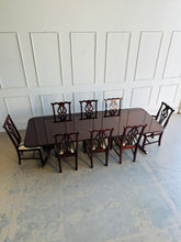 Load image into Gallery viewer, Vintage Thomasville Dining Table
