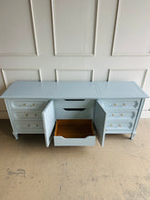 Load image into Gallery viewer, Thomasville Vintage 9 Drawer Dresser

