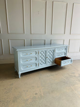 Load image into Gallery viewer, Thomasville Vintage 9 Drawer Dresser
