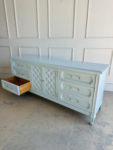 Load image into Gallery viewer, Thomasville Vintage 9 Drawer Dresser

