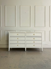 Load image into Gallery viewer, 8 Drawer Dresser &amp; Nightstands &quot;SET&quot; in White Dove
