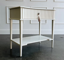 Load image into Gallery viewer, Taylor Side Table
