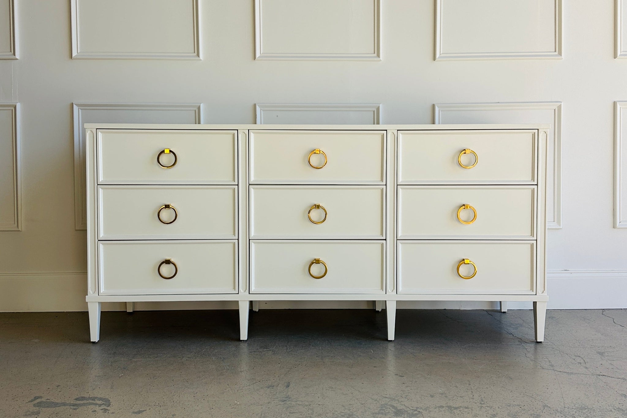 ashdale 9-drawer ivory dresser Avalaire 9 Drawer shabboswinter